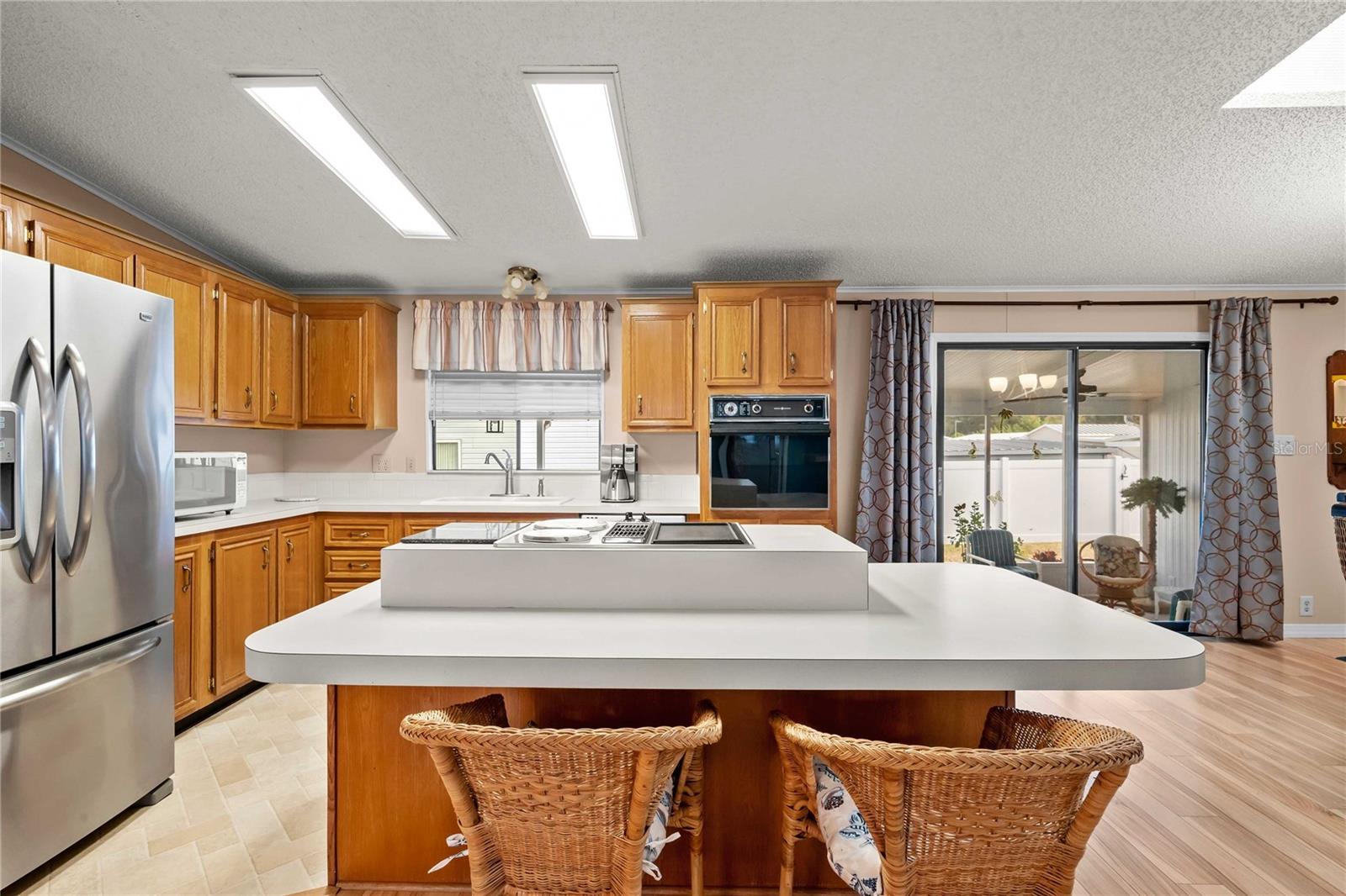 Image 10 of 58 For 36846 Kimela Avenue