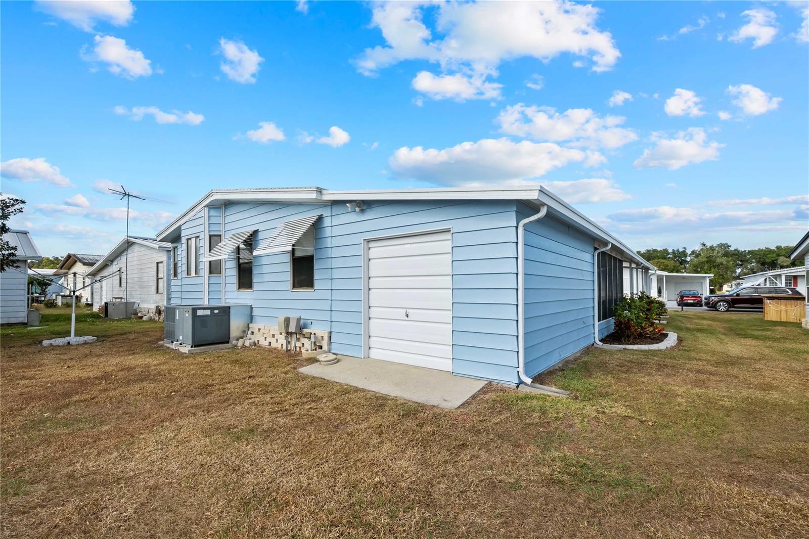 Image 26 of 58 For 36846 Kimela Avenue