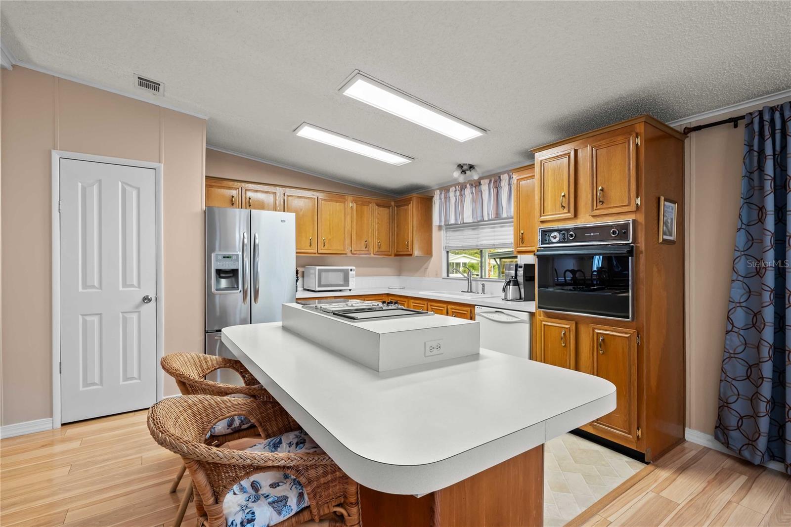 Image 9 of 58 For 36846 Kimela Avenue