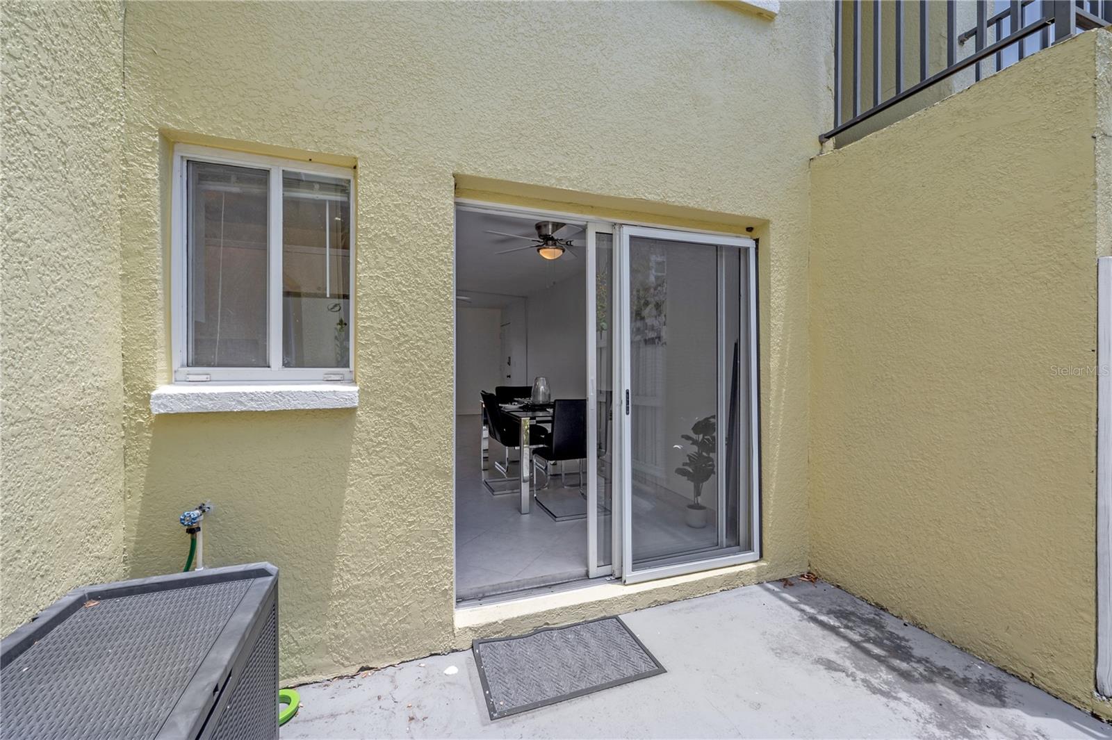 Image 22 of 30 For 3206 Azeele Street 129