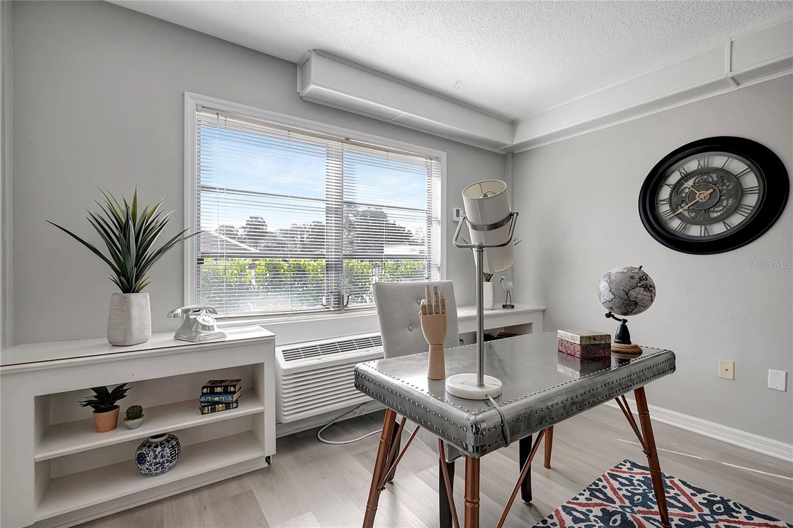 Image 17 of 39 For 406 Cedar Avenue 104