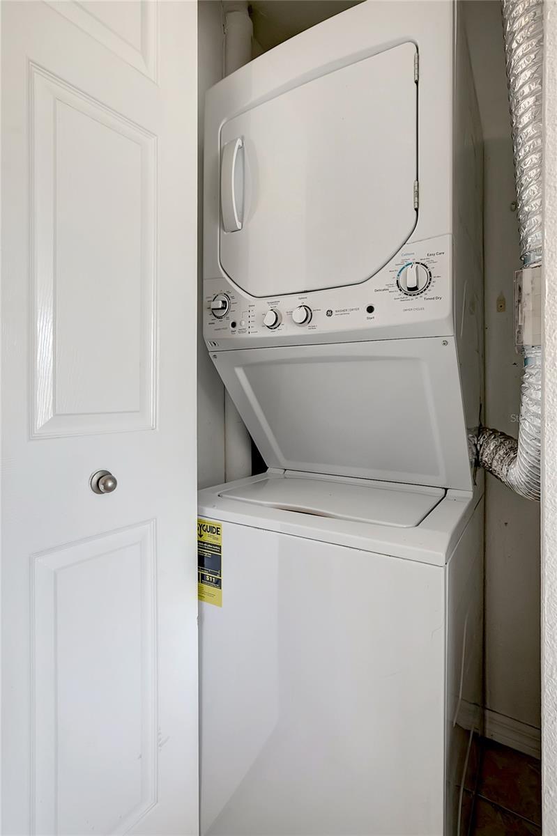 Image 7 of 39 For 406 Cedar Avenue 104