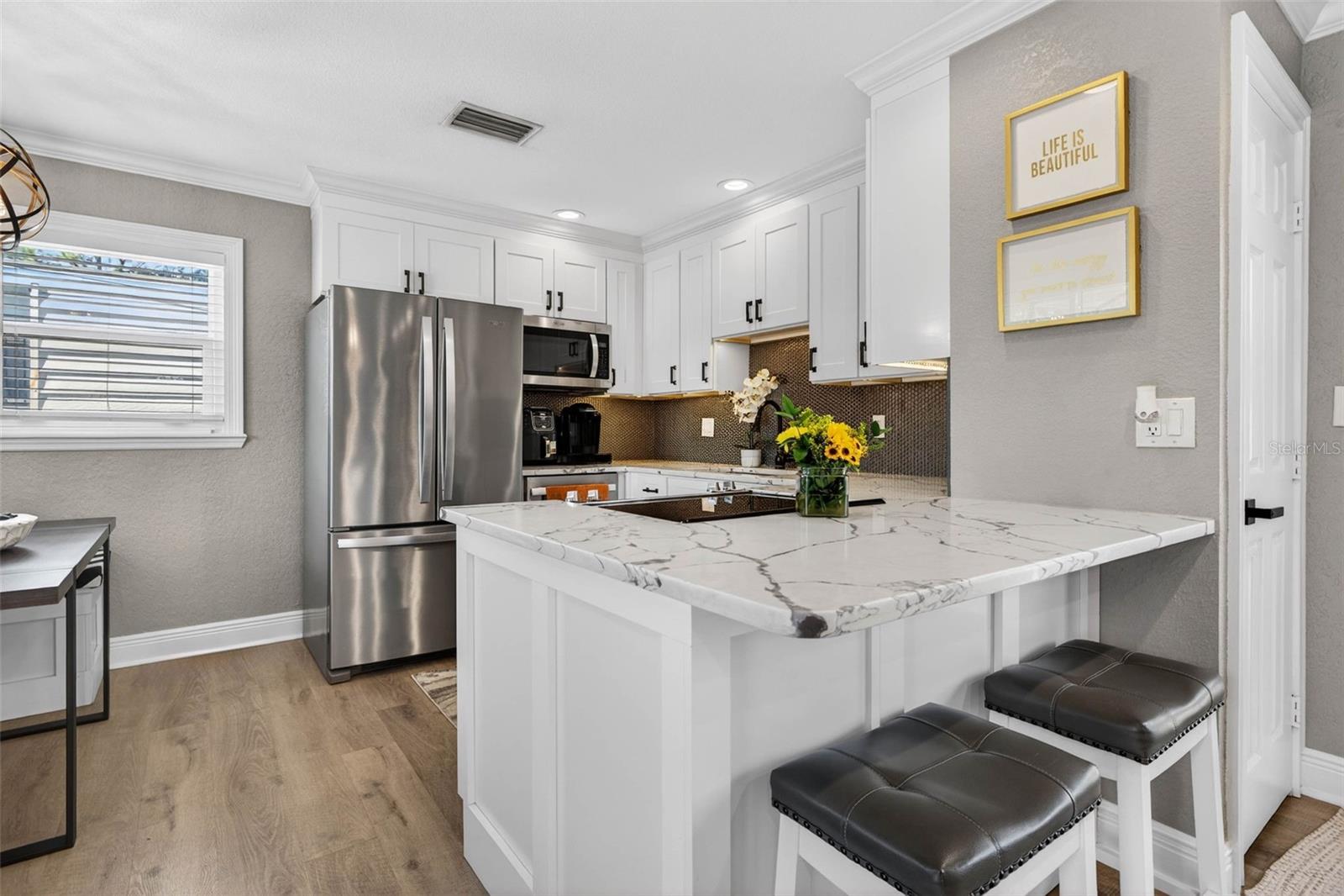 Image 10 of 42 For 1090 77th Avenue N