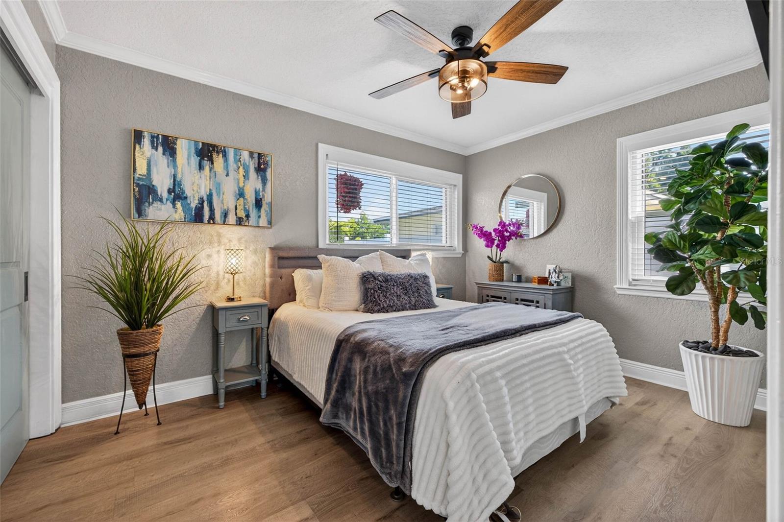 Image 19 of 42 For 1090 77th Avenue N