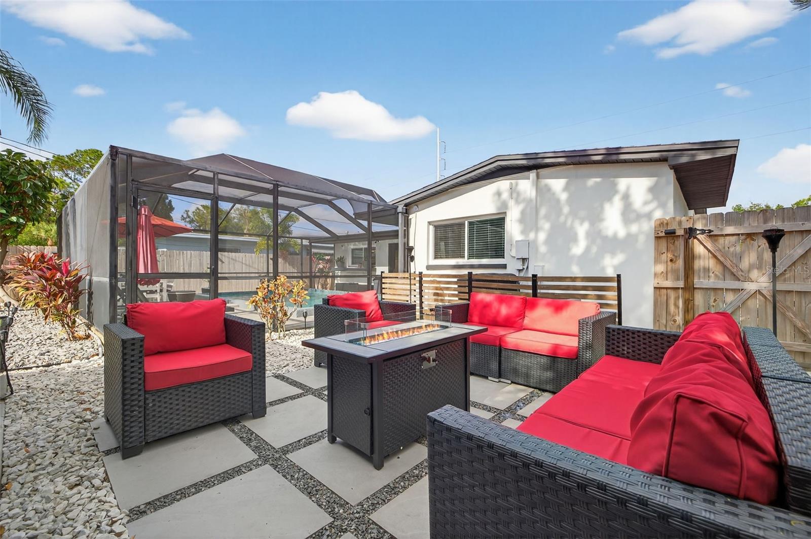 Image 32 of 42 For 1090 77th Avenue N