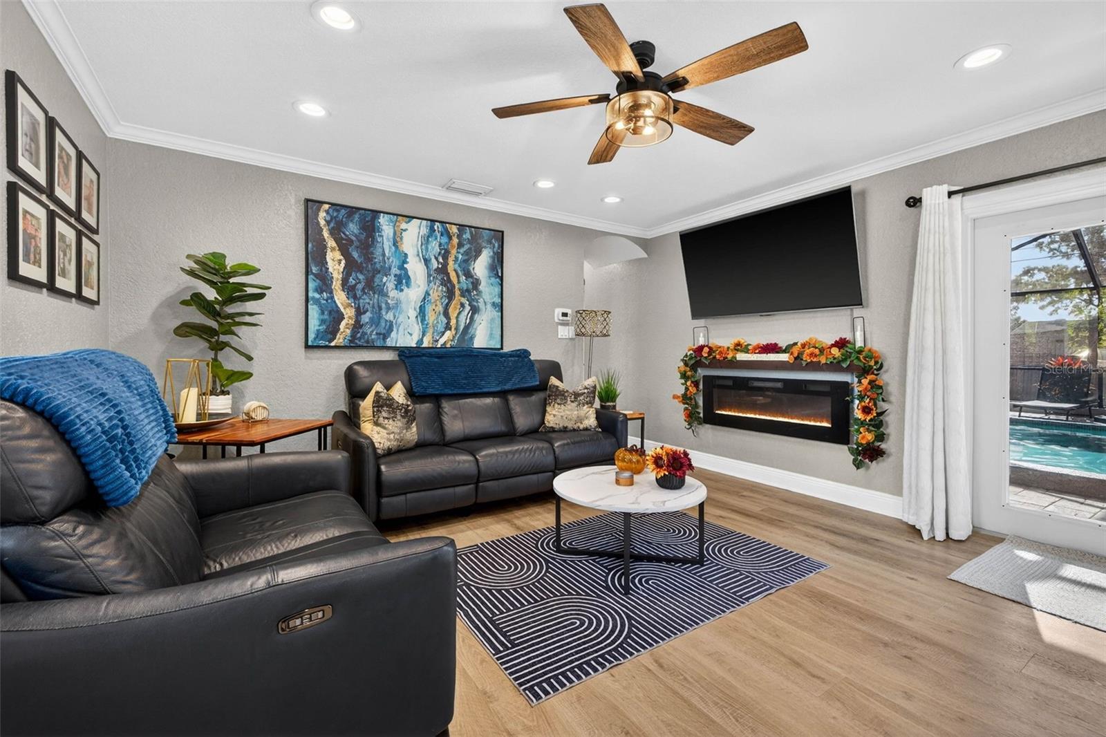 Image 5 of 42 For 1090 77th Avenue N