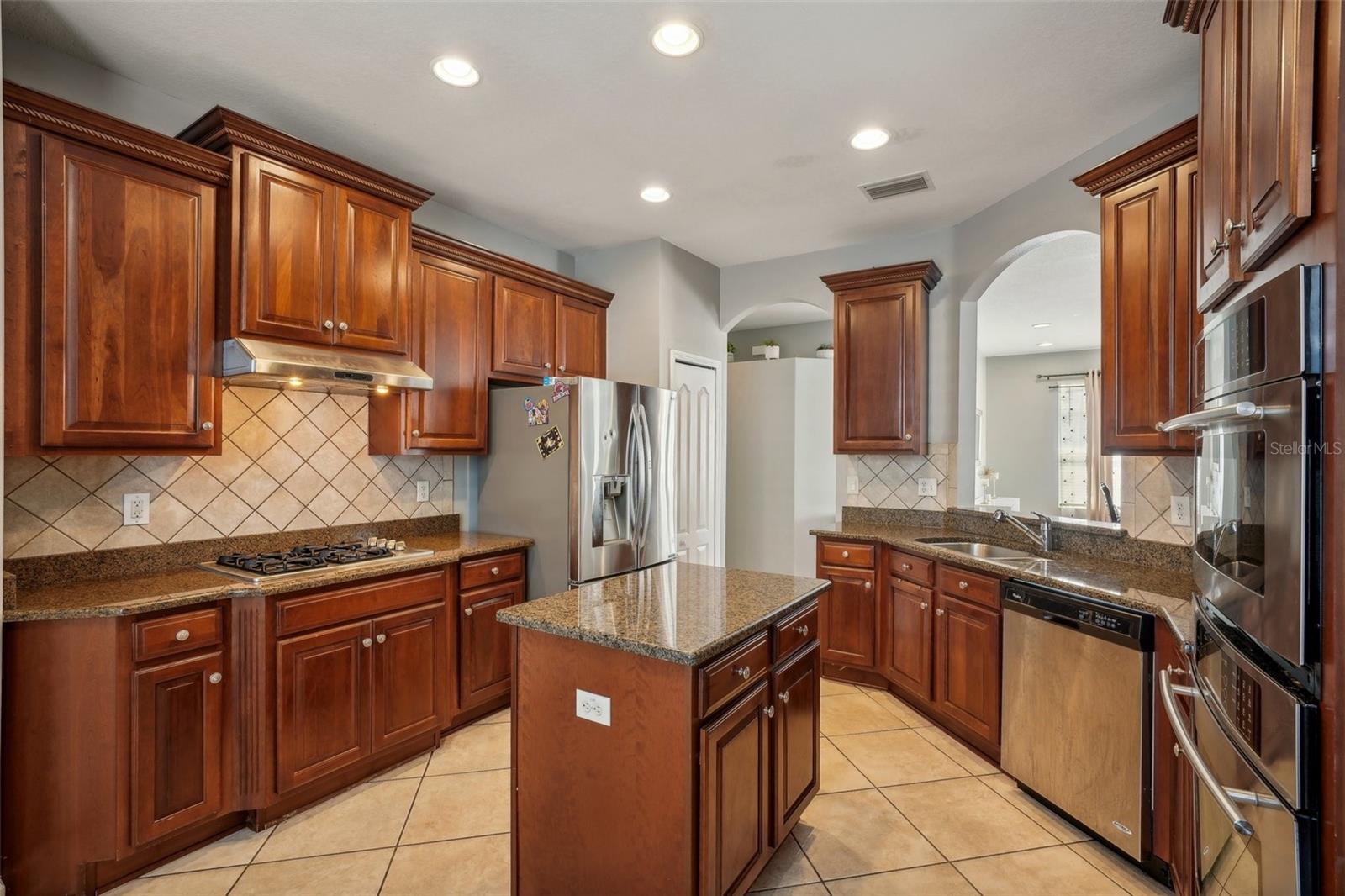 Image 18 of 54 For 16751 Taylow Way