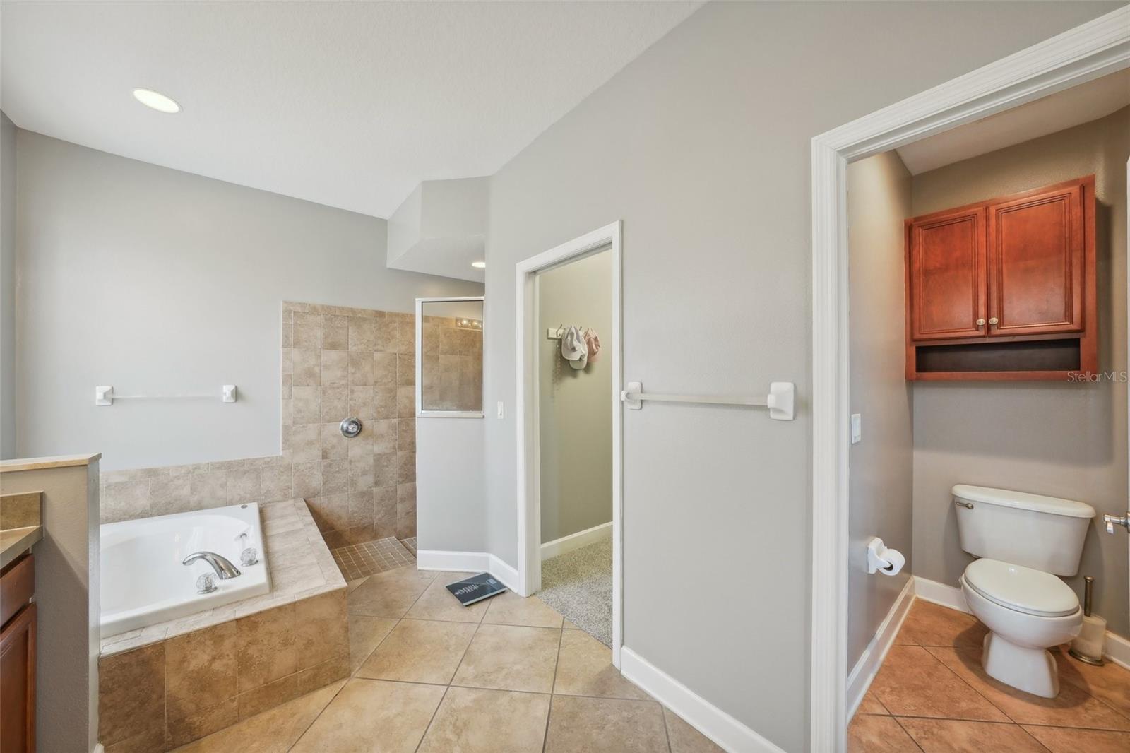 Image 41 of 54 For 16751 Taylow Way