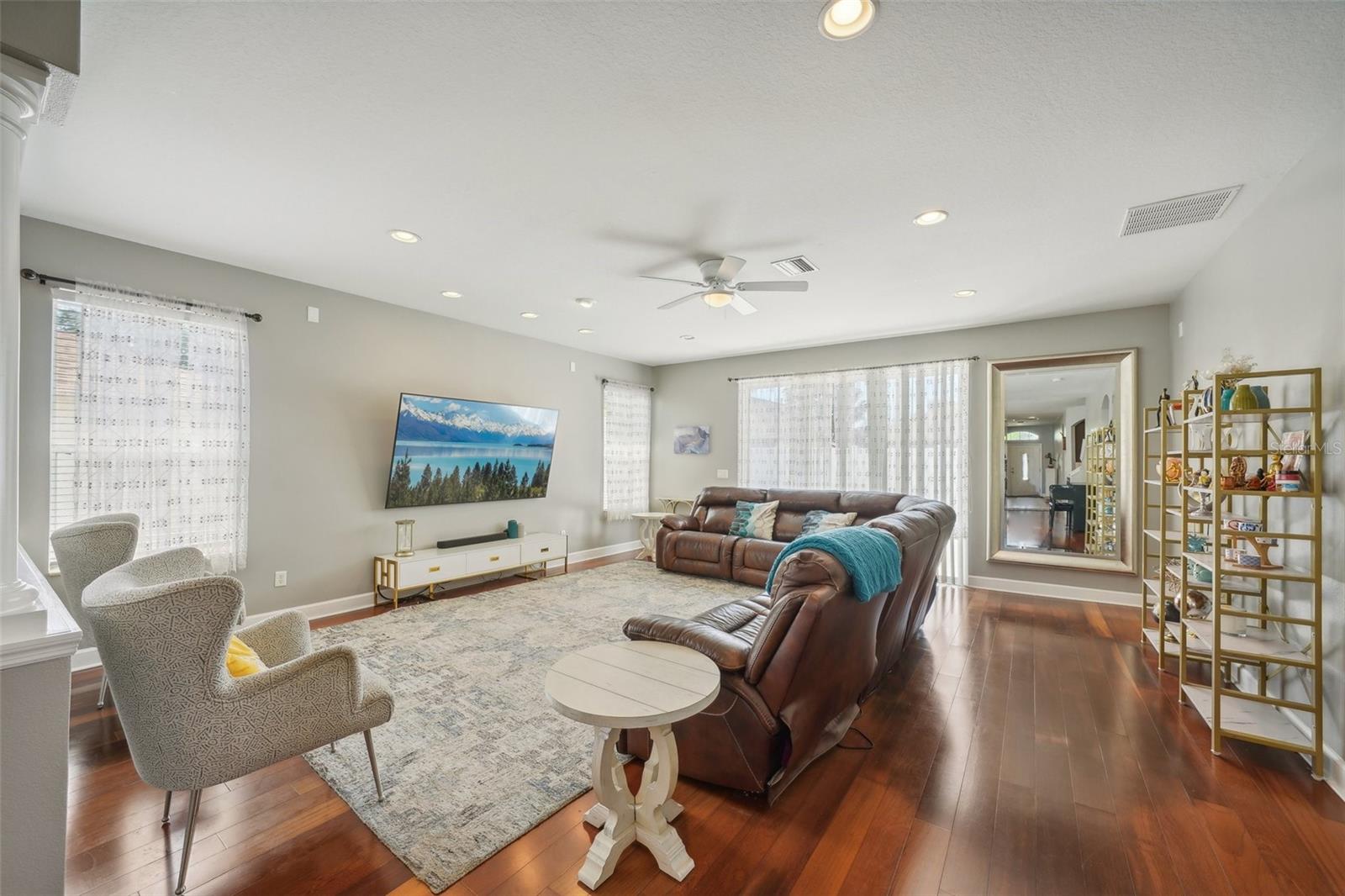 Image 9 of 54 For 16751 Taylow Way