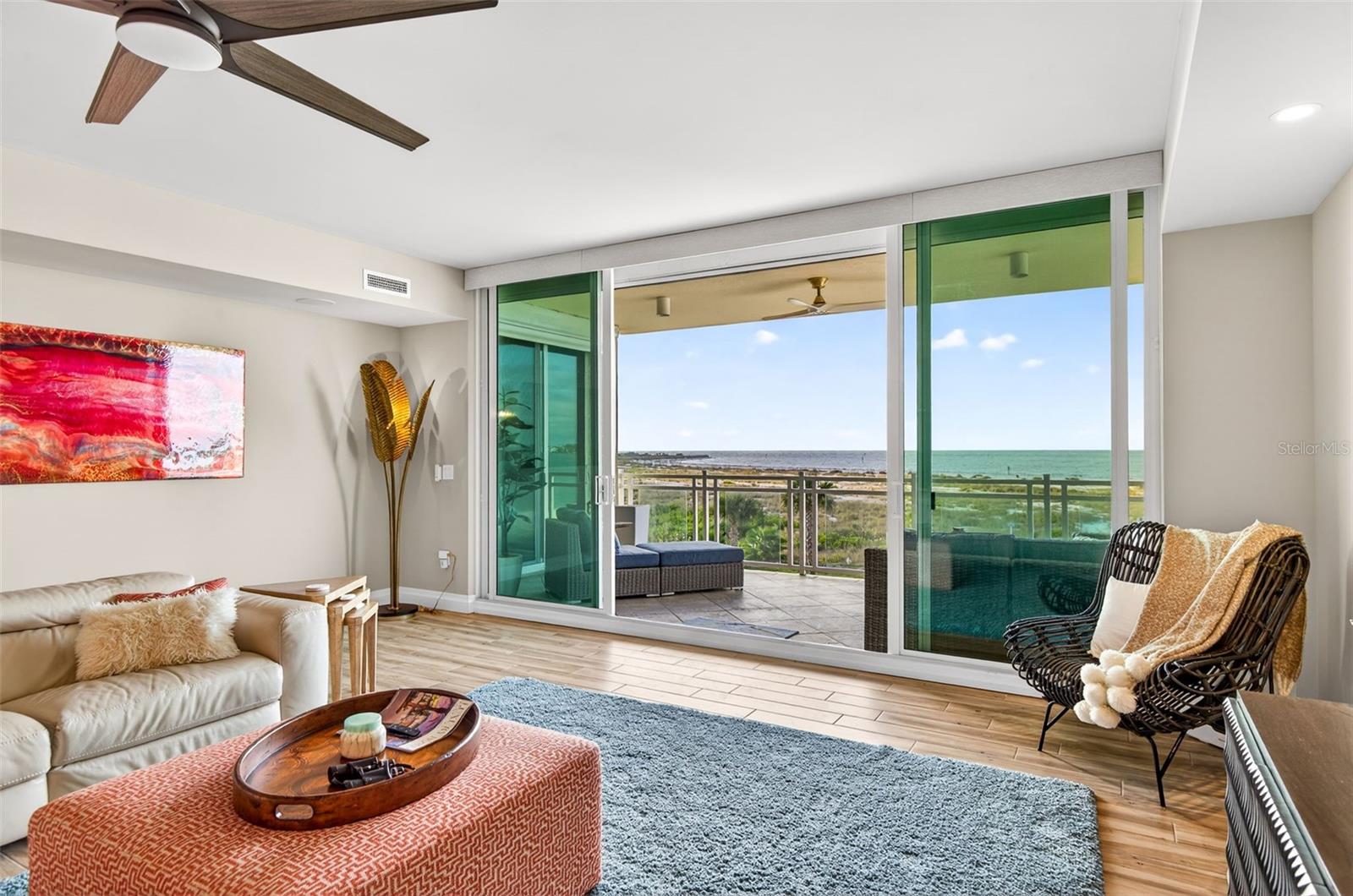 Image 27 of 99 For 800 Collany Road 304