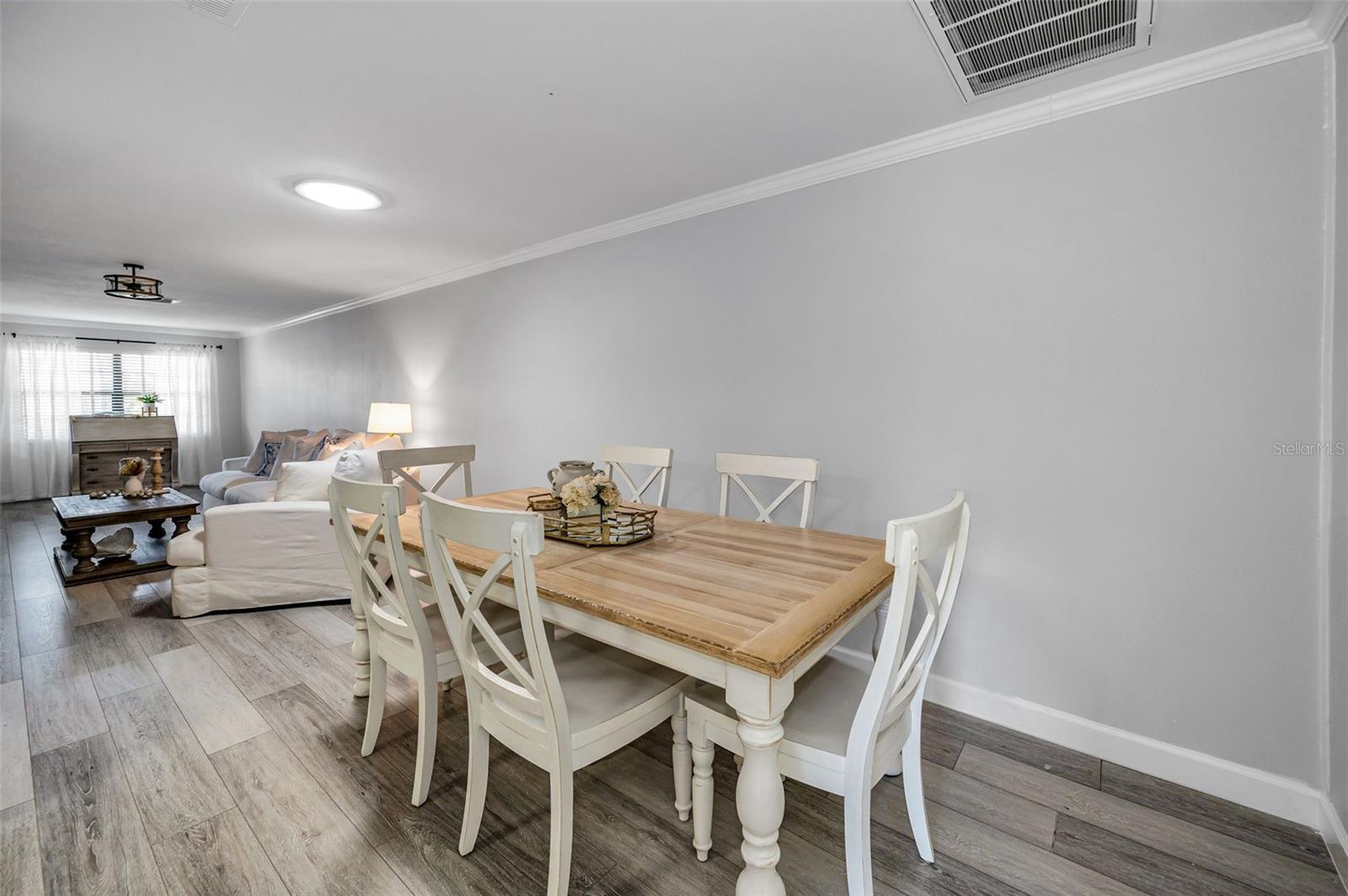 Image 12 of 51 For 9204 Golf View Drive