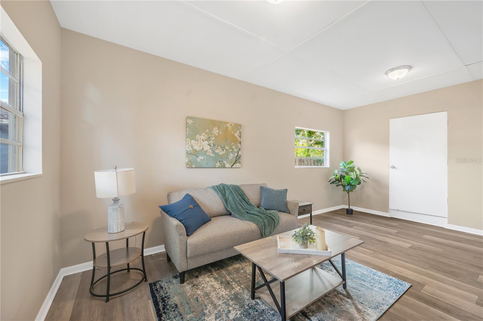 Image 11 of 29 For 2503 Elm Street