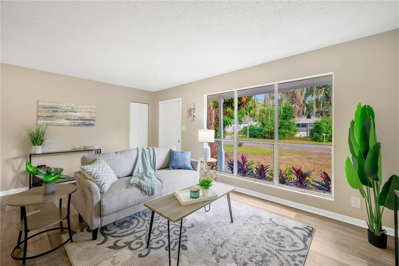 Image 4 of 29 For 2503 Elm Street