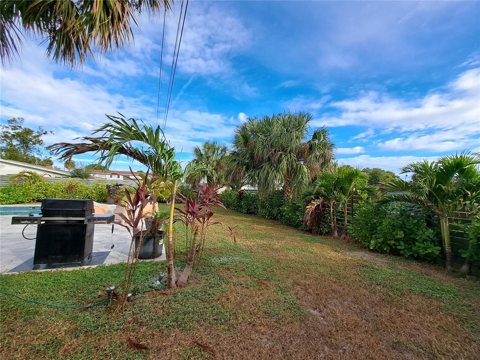 Image 12 of 90 For 4530 19th Street Circle W