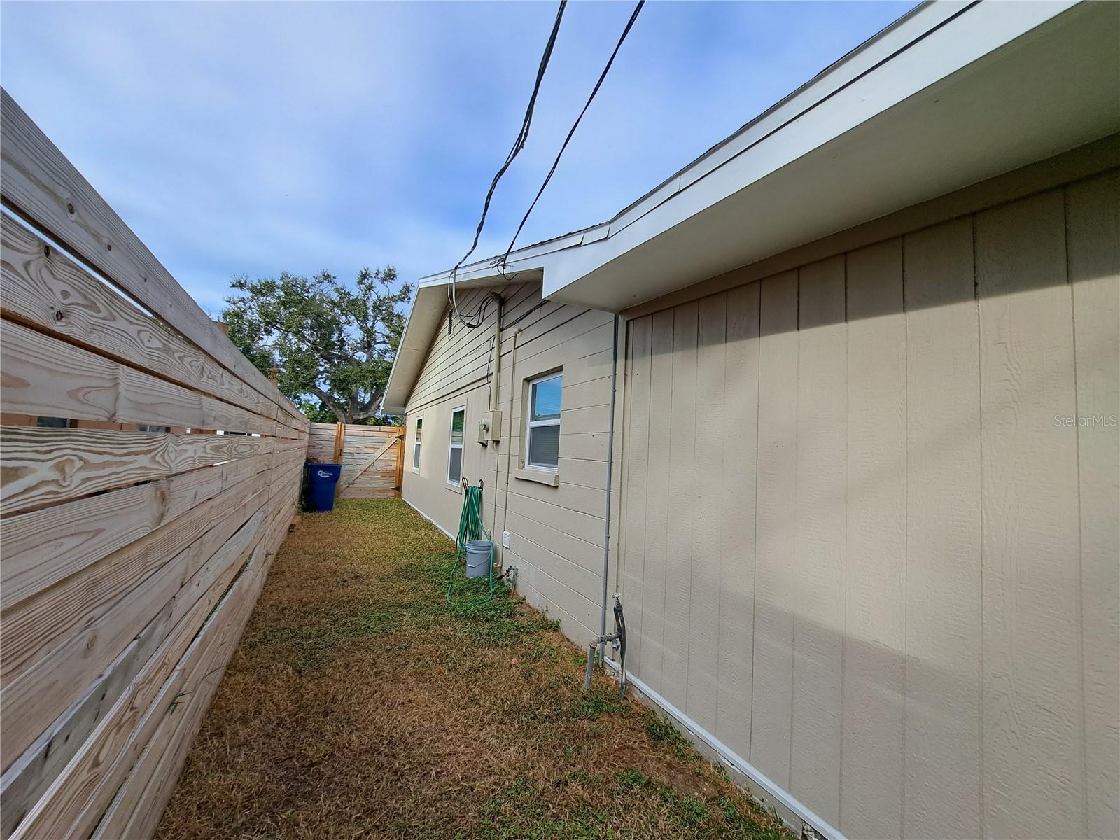 Image 15 of 90 For 4530 19th Street Circle W