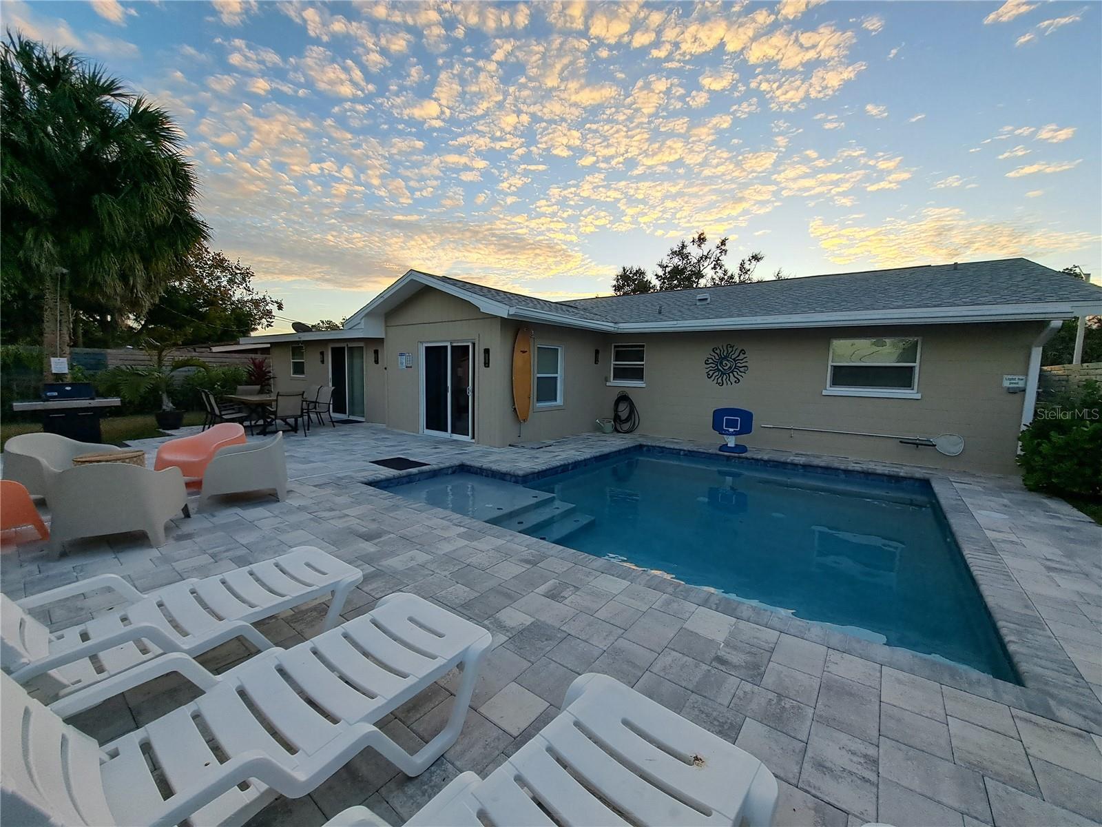 Image 27 of 90 For 4530 19th Street Circle W