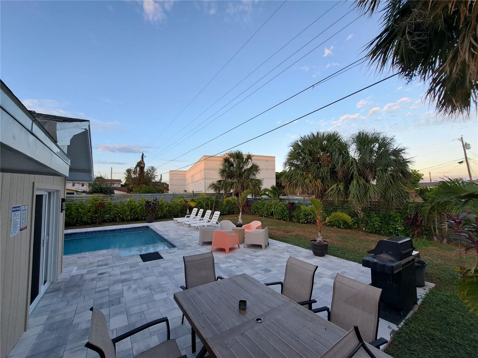 Image 33 of 90 For 4530 19th Street Circle W