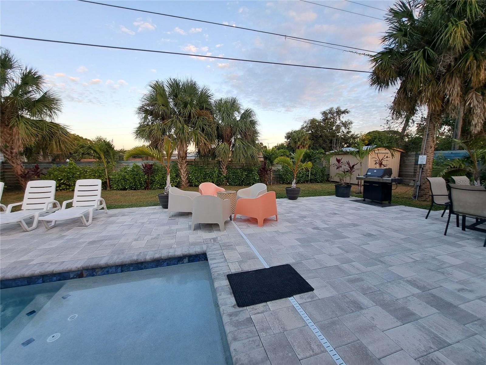 Image 39 of 90 For 4530 19th Street Circle W