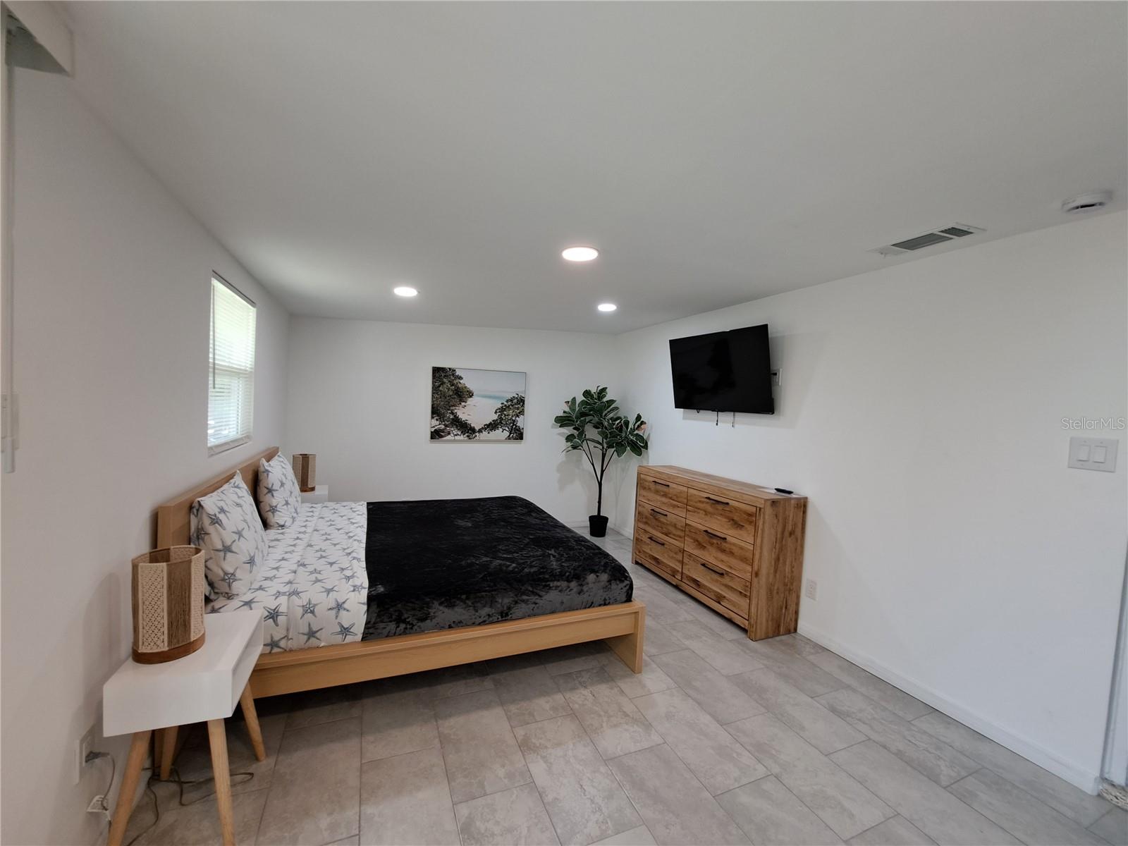 Image 45 of 90 For 4530 19th Street Circle W