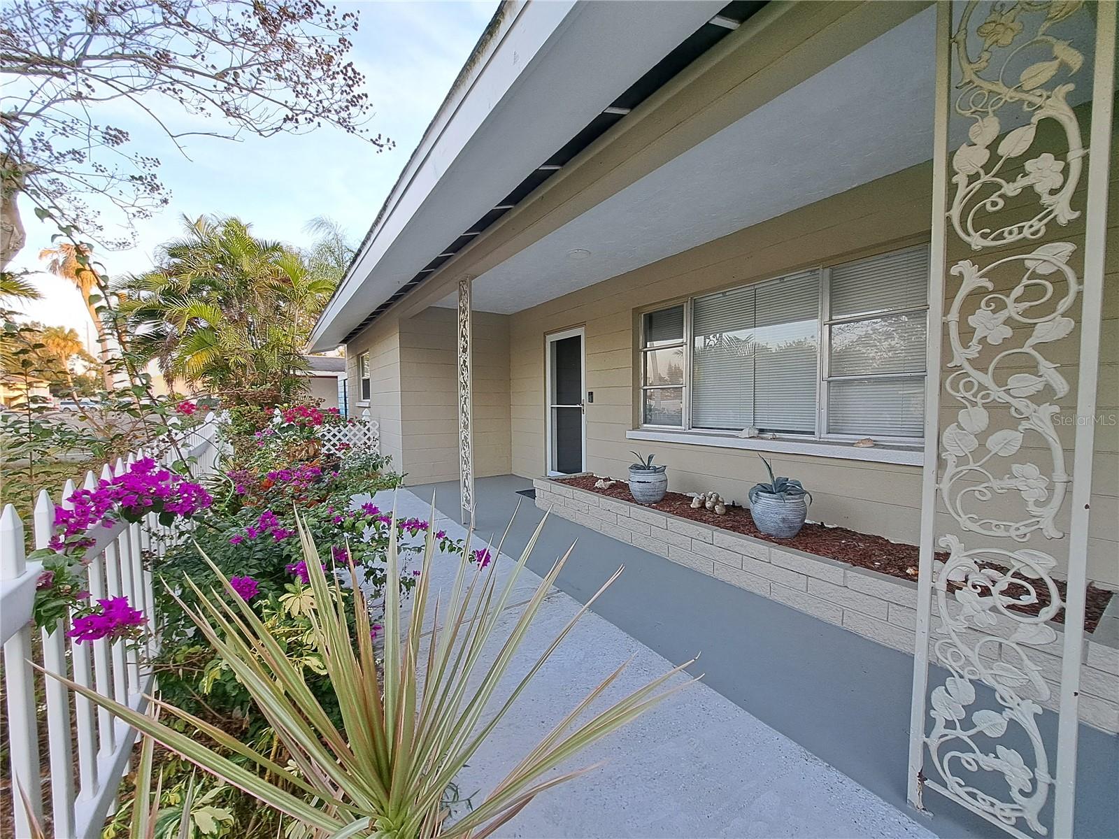 Image 5 of 90 For 4530 19th Street Circle W