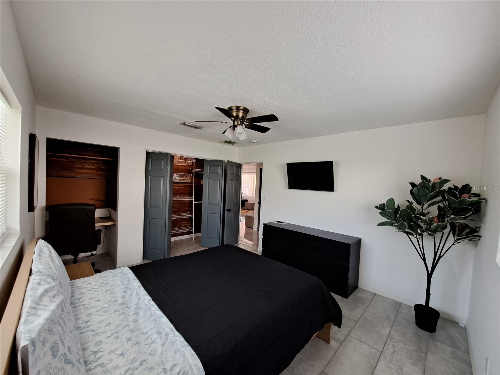 Image 57 of 90 For 4530 19th Street Circle W