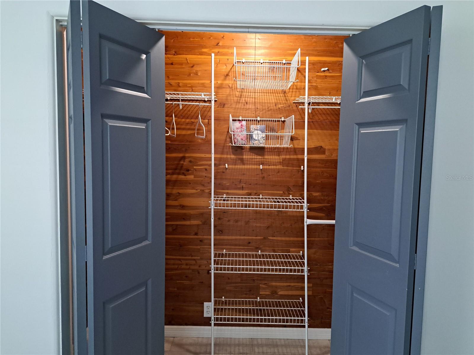 Image 71 of 90 For 4530 19th Street Circle W