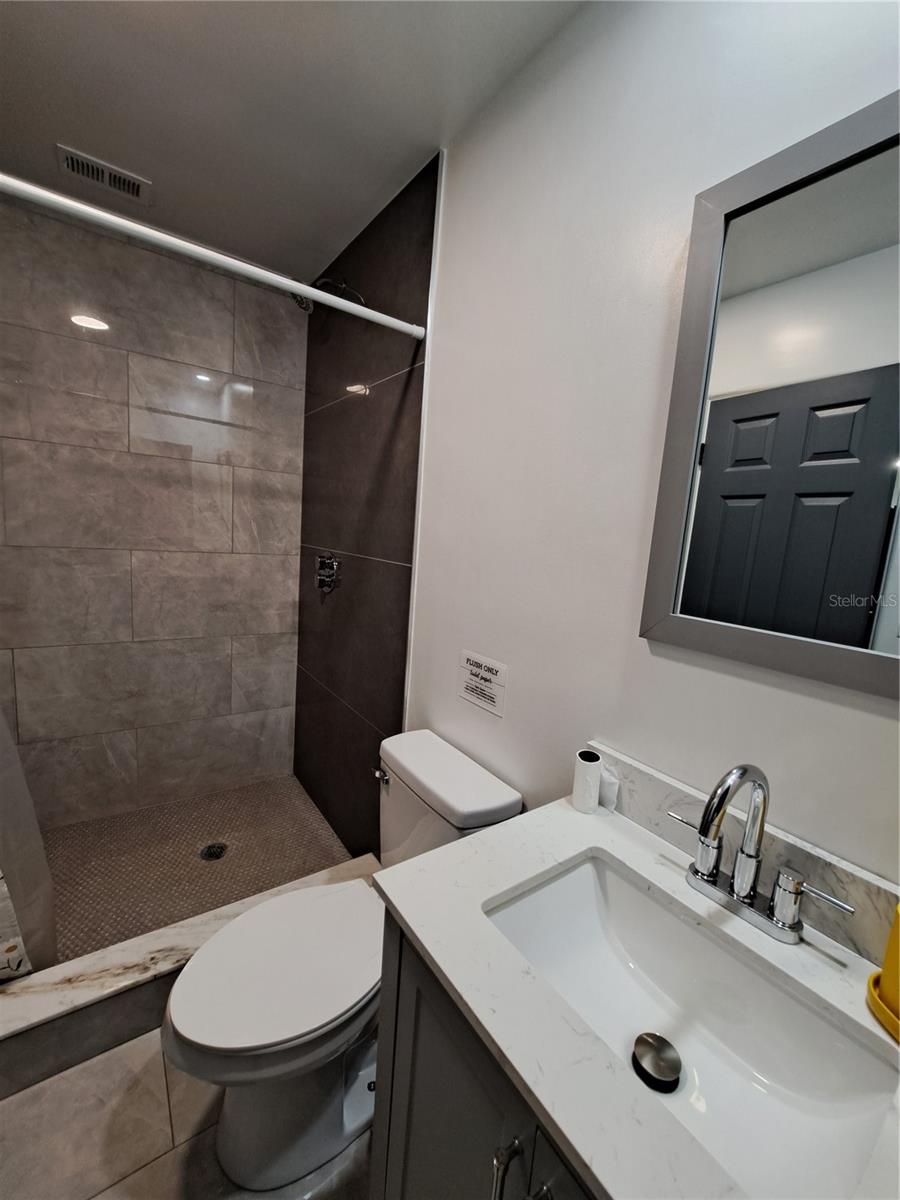 Image 77 of 90 For 4530 19th Street Circle W