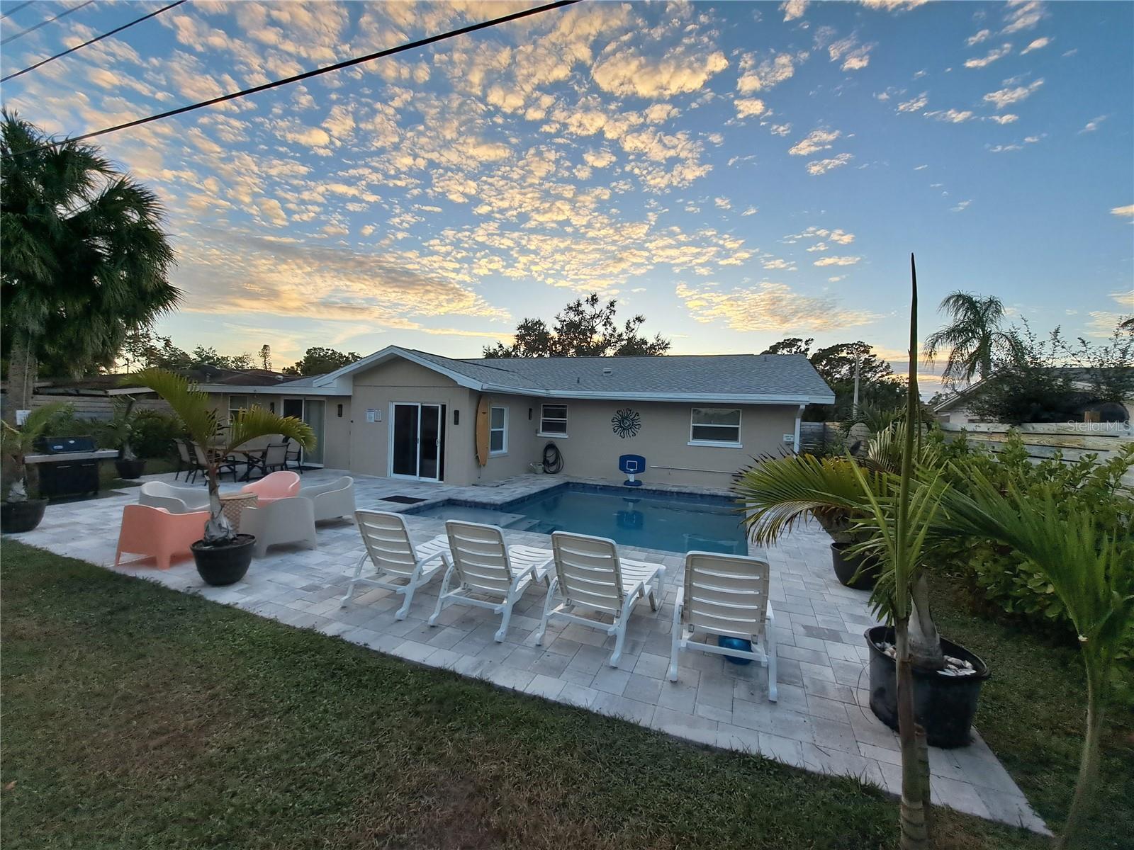 Image 8 of 90 For 4530 19th Street Circle W