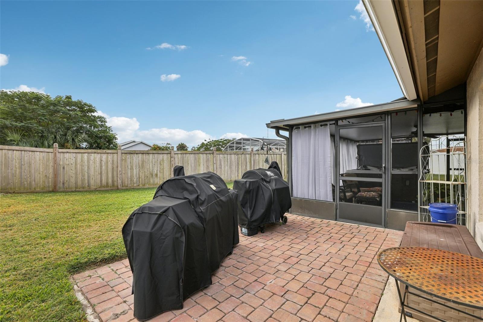 Image 23 of 31 For 12045 Vanilla Court