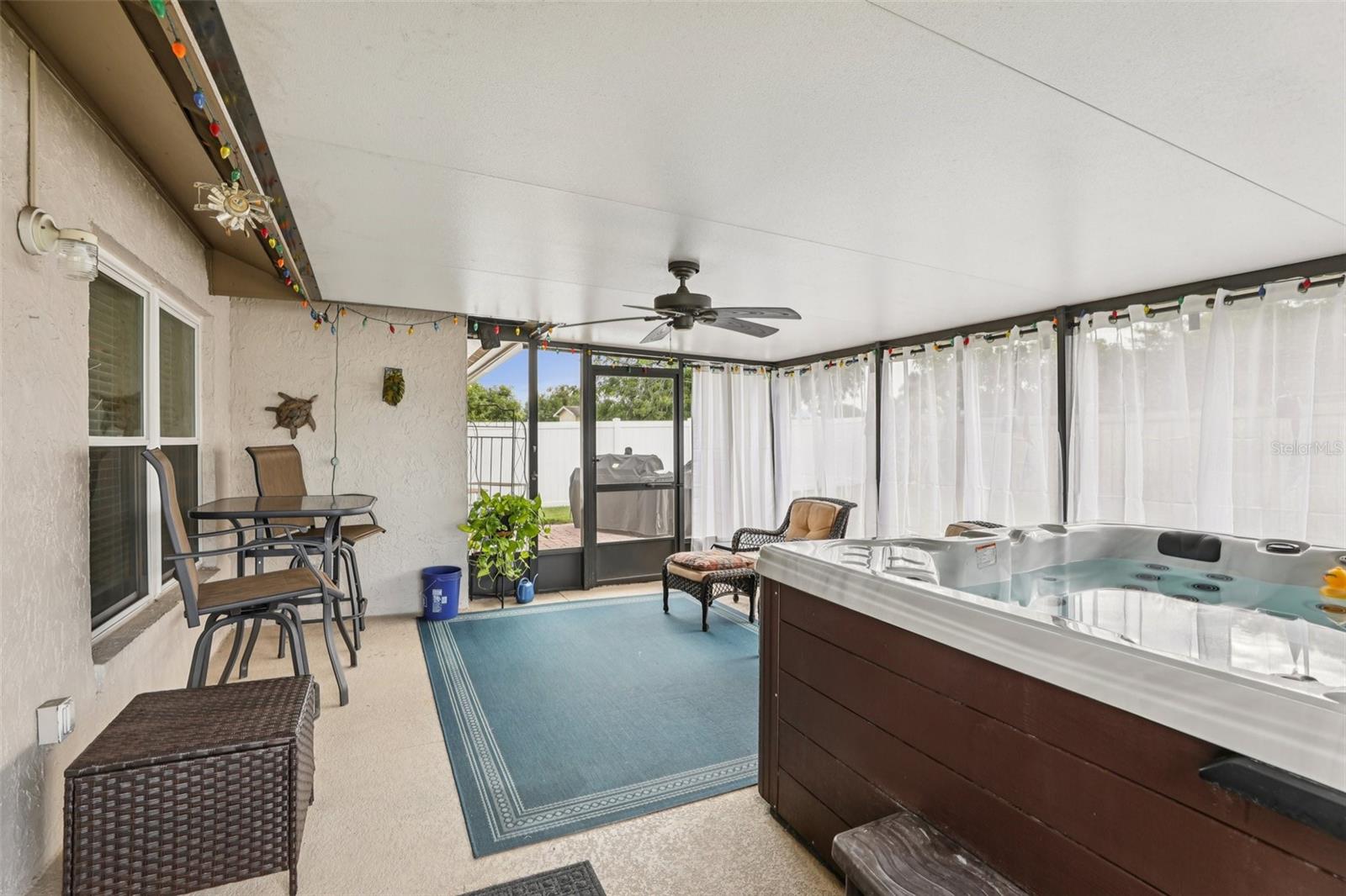 Image 3 of 31 For 12045 Vanilla Court