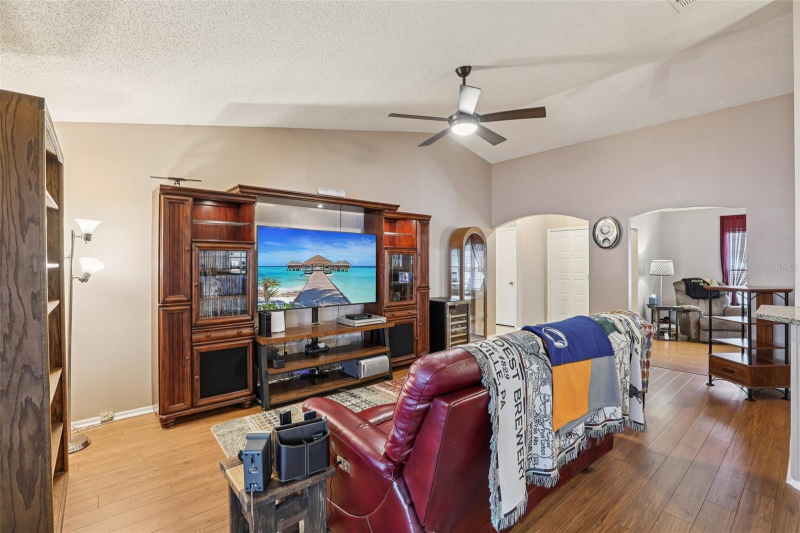 Image 6 of 31 For 12045 Vanilla Court