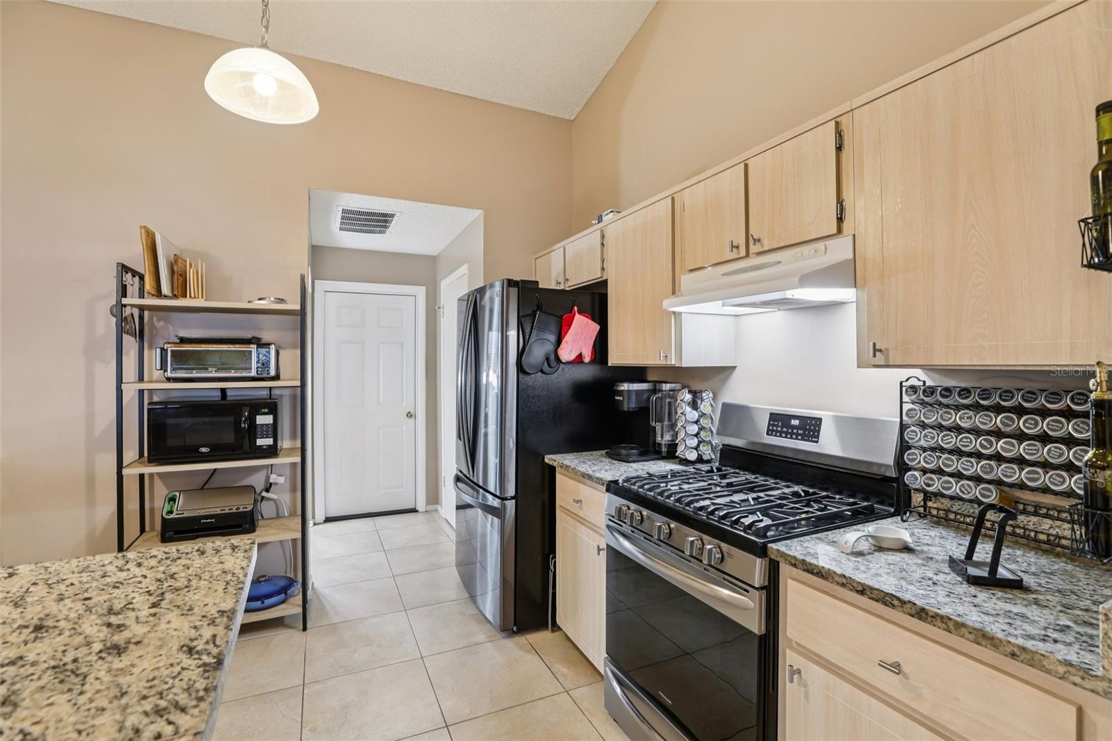 Image 8 of 31 For 12045 Vanilla Court