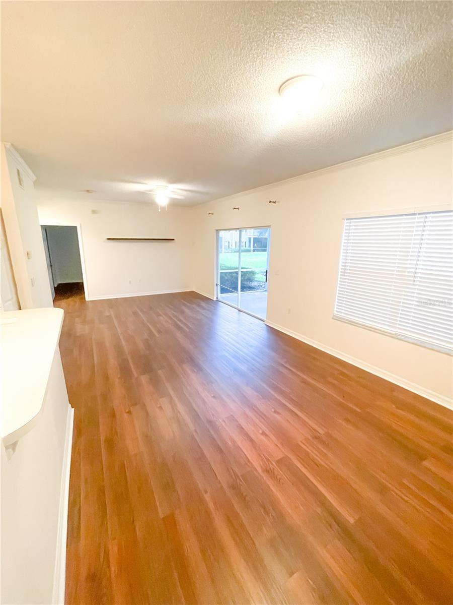 Image 11 of 12 For 10000 52nd Avenue K59