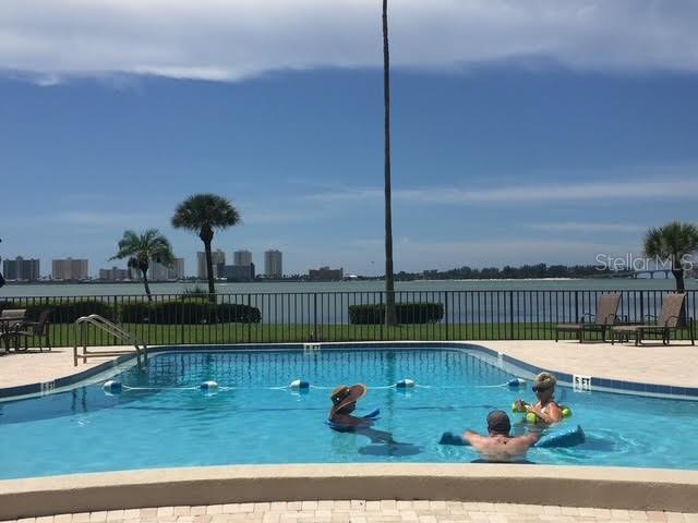 Image 9 of 11 For 100 Oakmont Lane 801