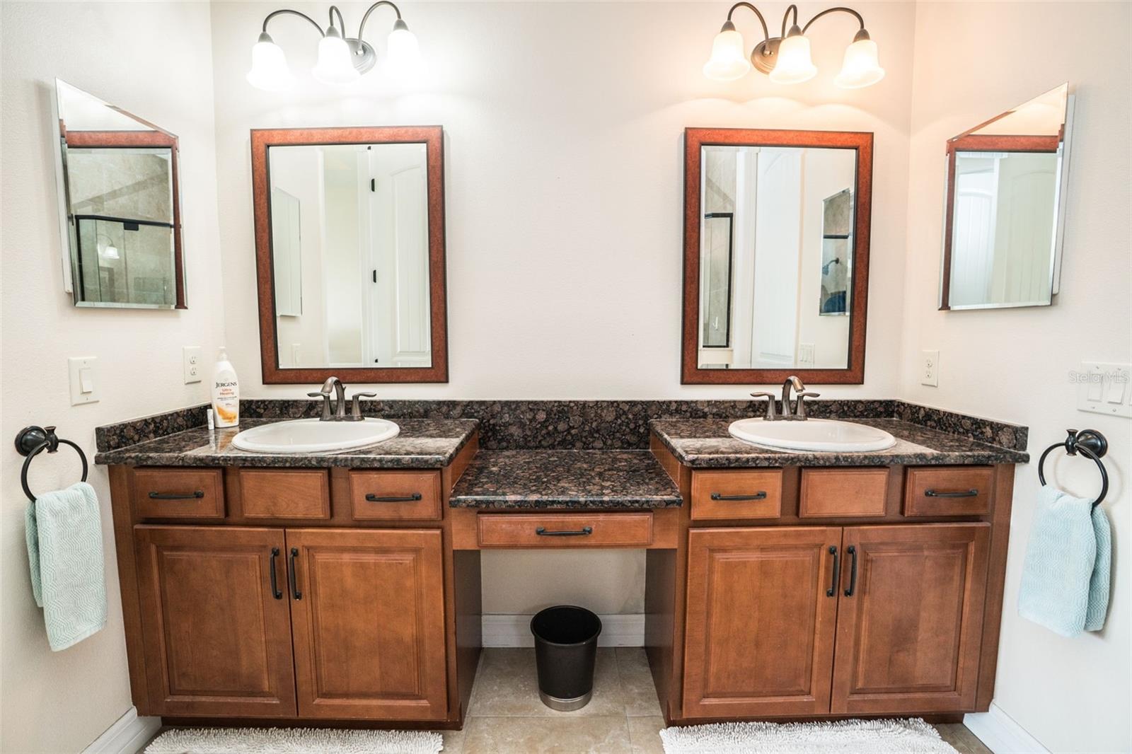 Image 15 of 34 For 562 Bimini Bay Boulevard