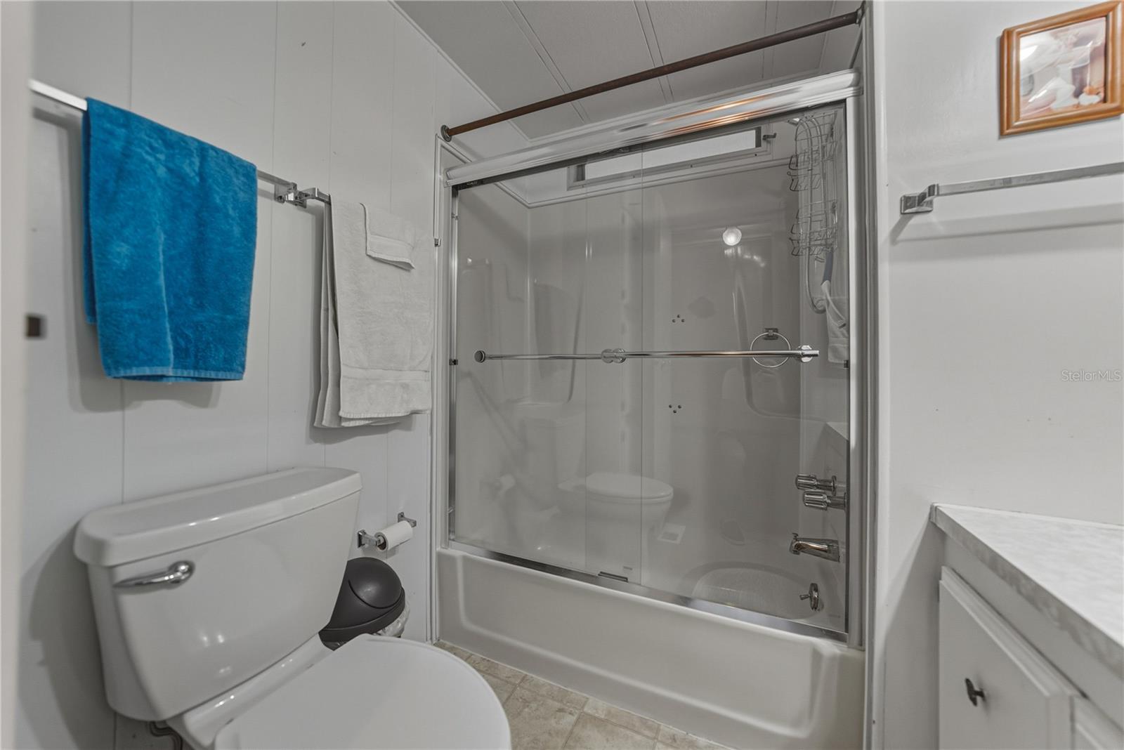 Image 29 of 39 For 37843 Barcelona Avenue