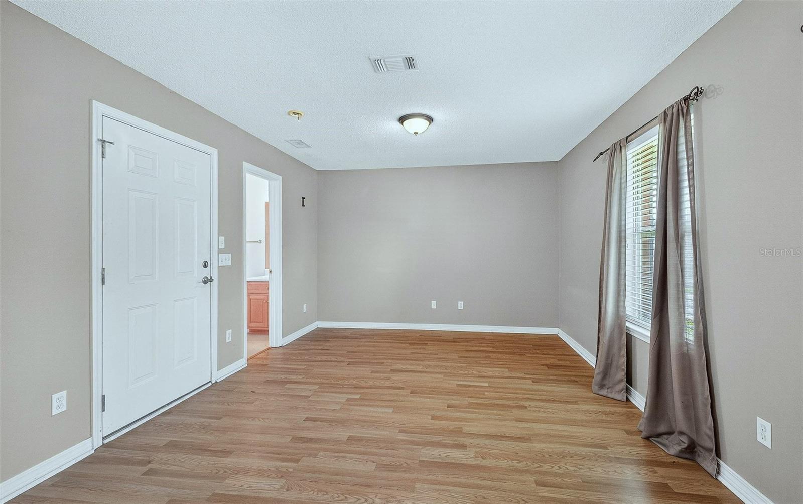 Image 26 of 33 For 1548 Pelican Point Drive