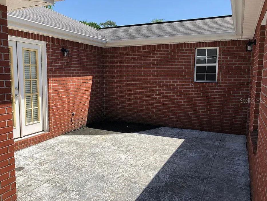 Image 3 of 33 For 1548 Pelican Point Drive