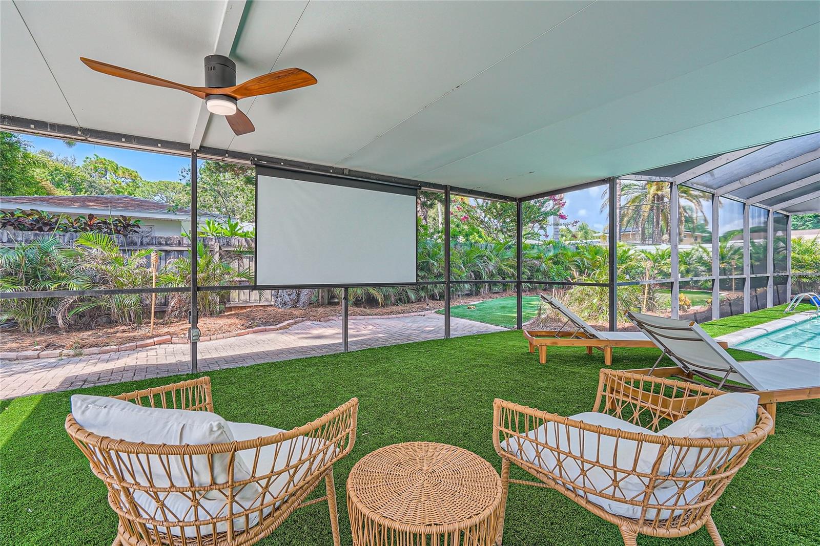 Image 20 of 50 For 14161 83rd Place