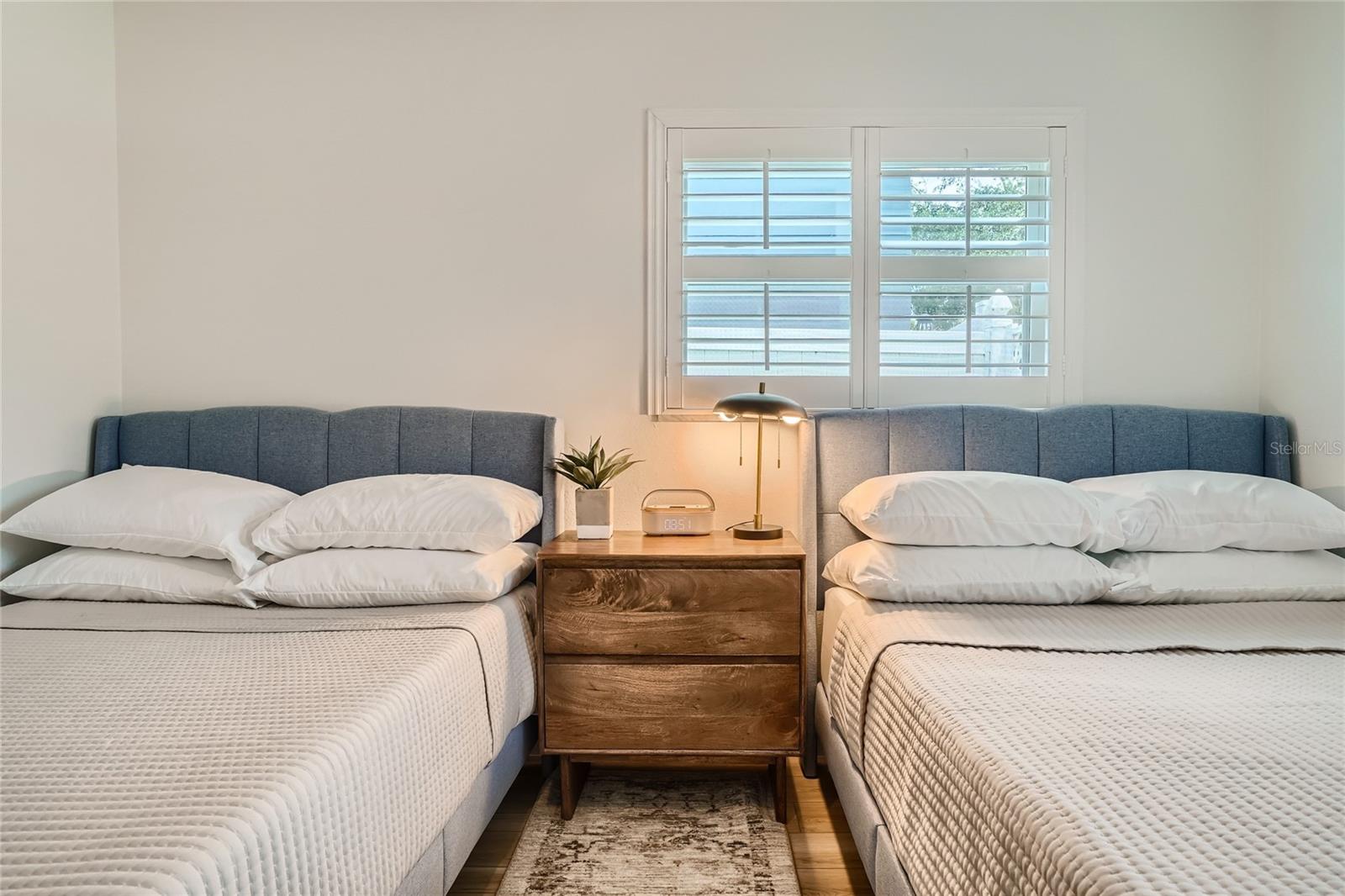 Image 39 of 50 For 14161 83rd Place