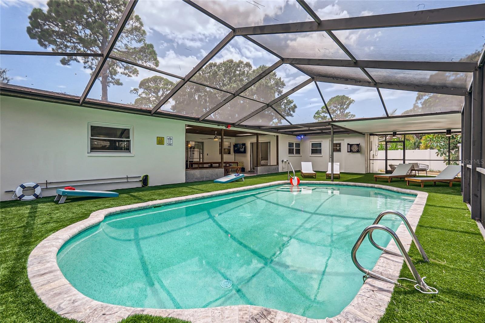 Image 47 of 50 For 14161 83rd Place