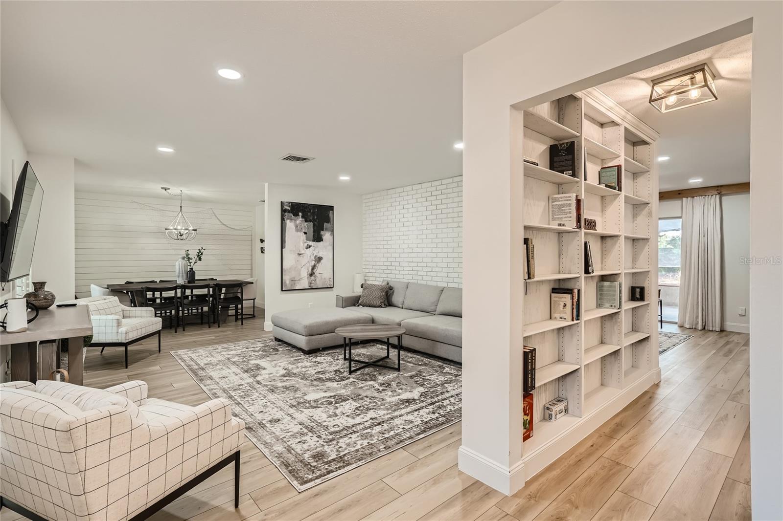 Image 8 of 50 For 14161 83rd Place