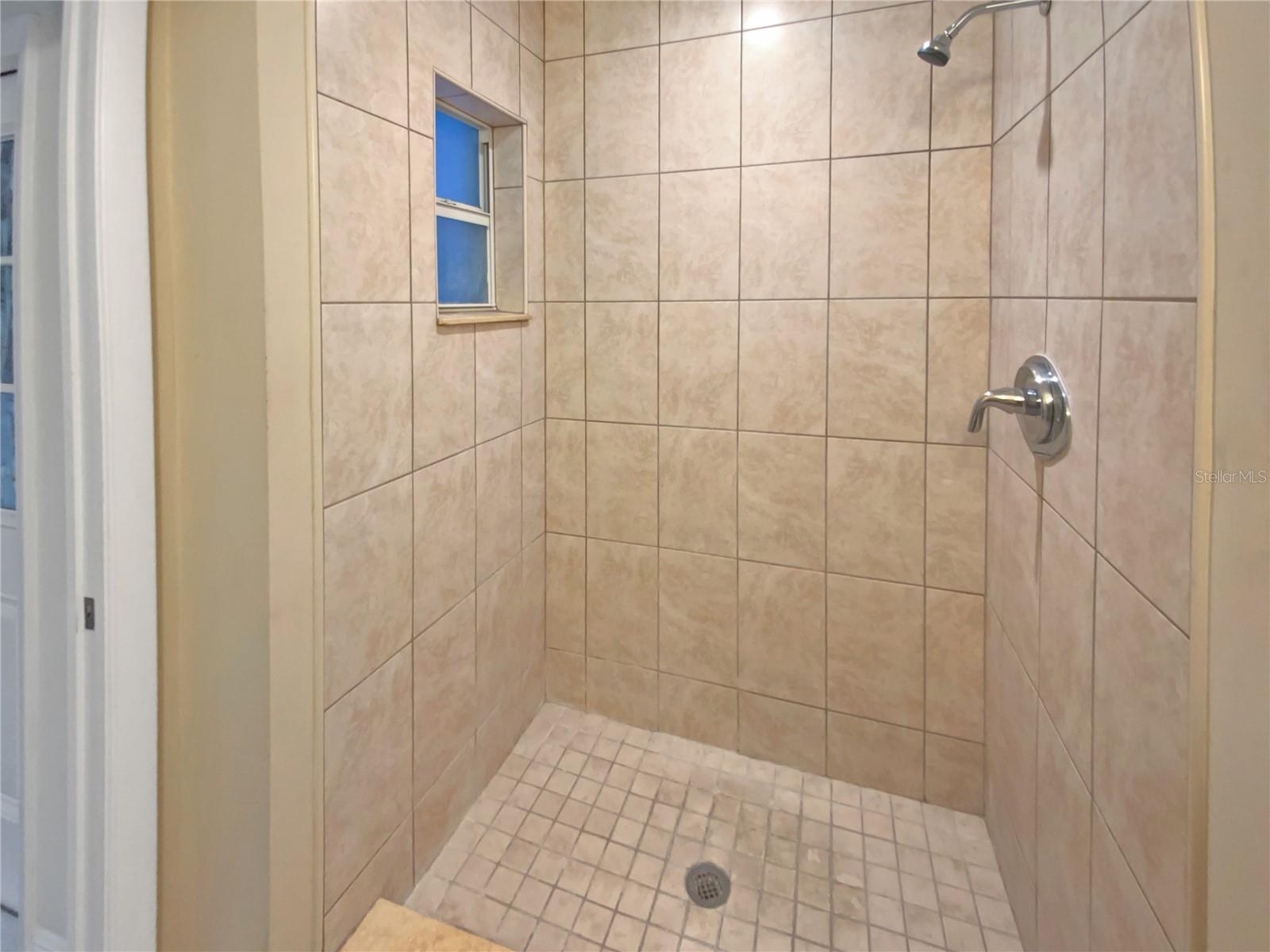 Image 15 of 22 For 1732 Bellemeade Drive