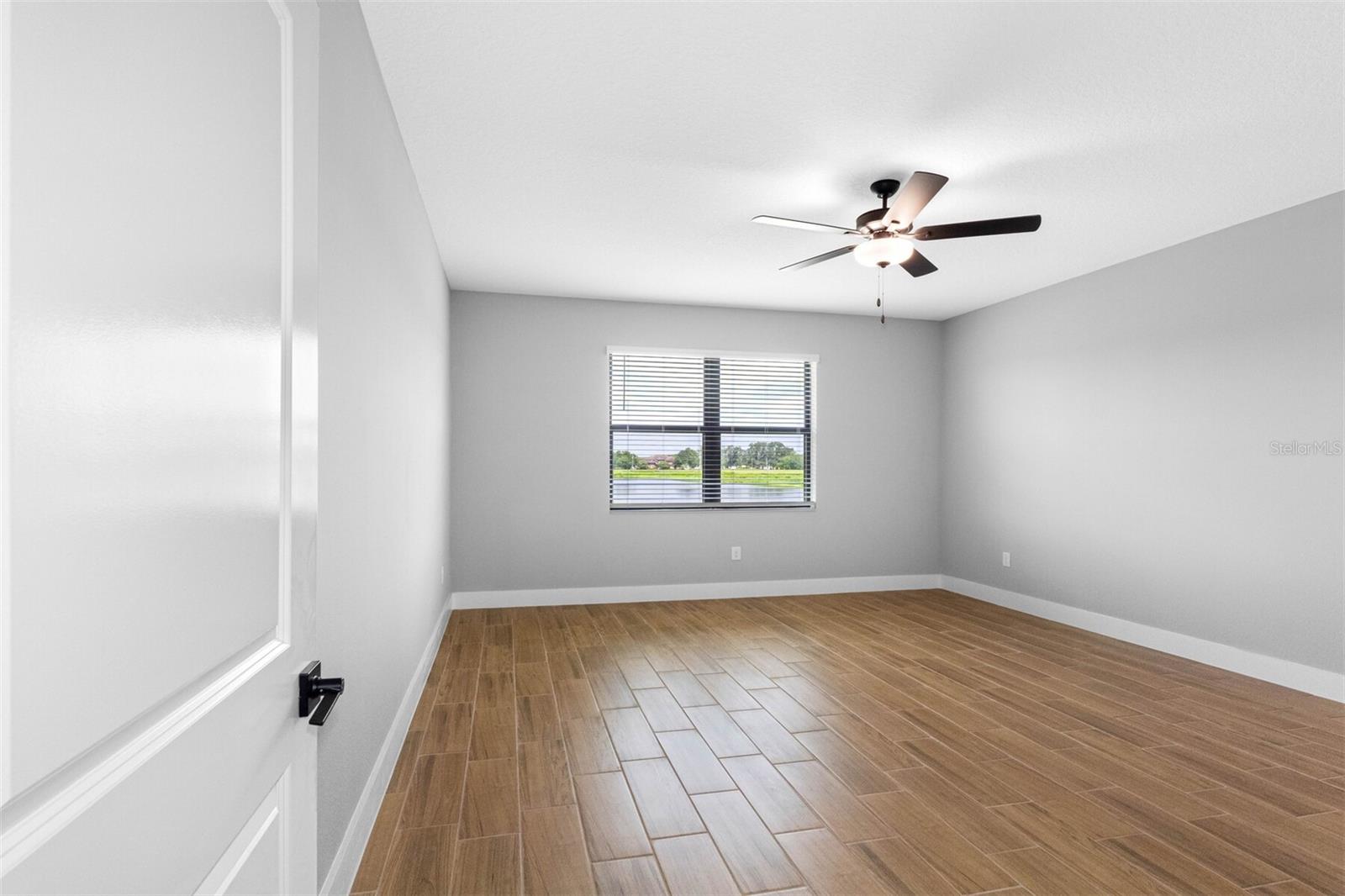 Image 5 of 8 For 13456 Lake Gallagher Drive