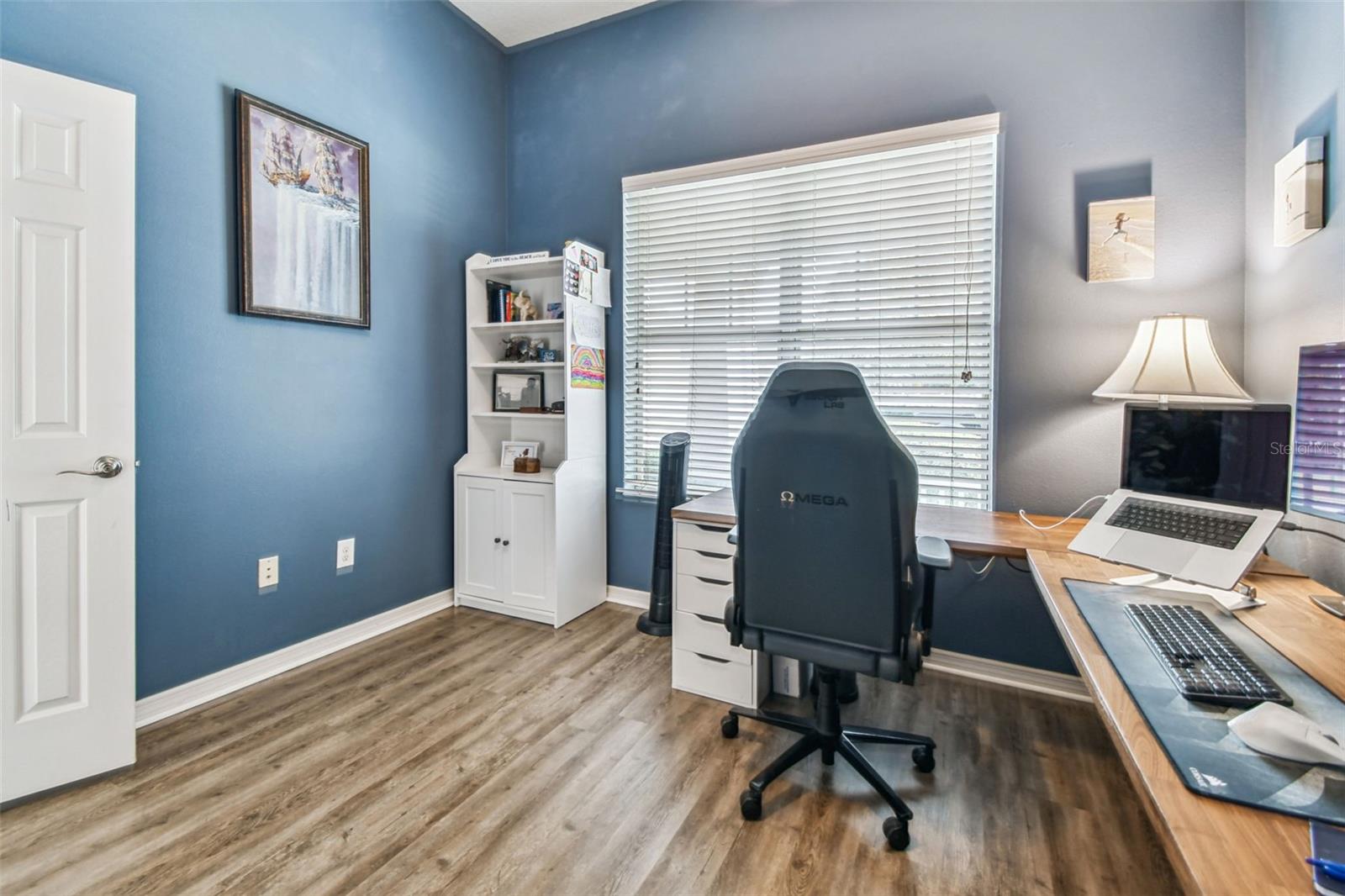 Image 13 of 72 For 21717 Billowy Jaunt Drive