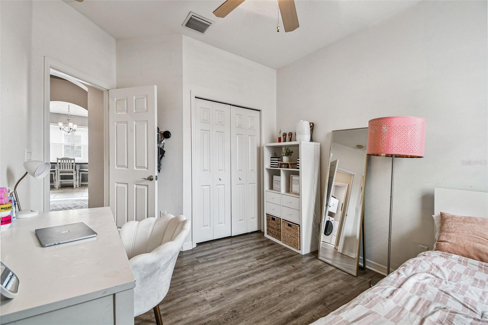 Image 21 of 72 For 21717 Billowy Jaunt Drive