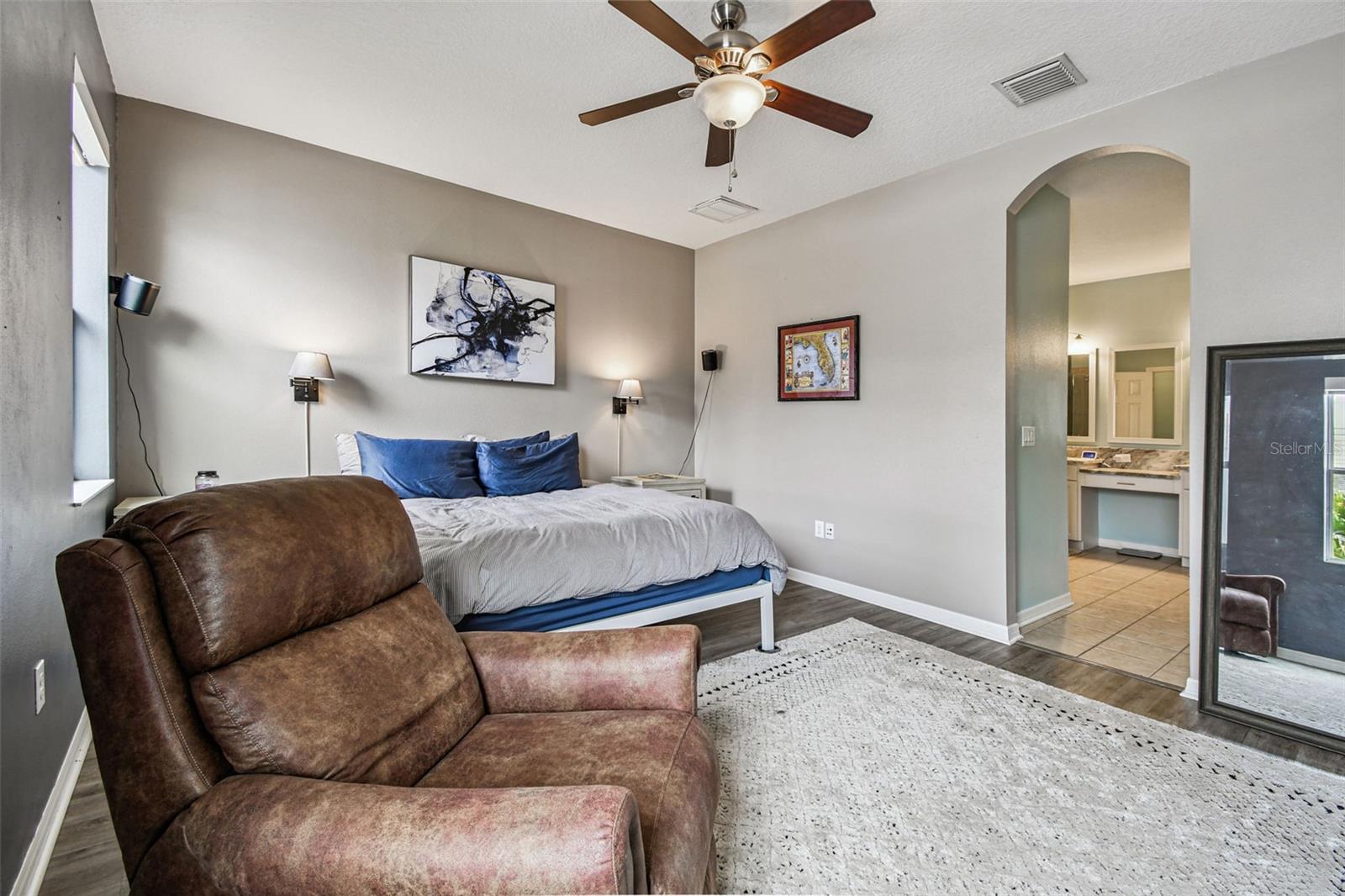 Image 35 of 72 For 21717 Billowy Jaunt Drive