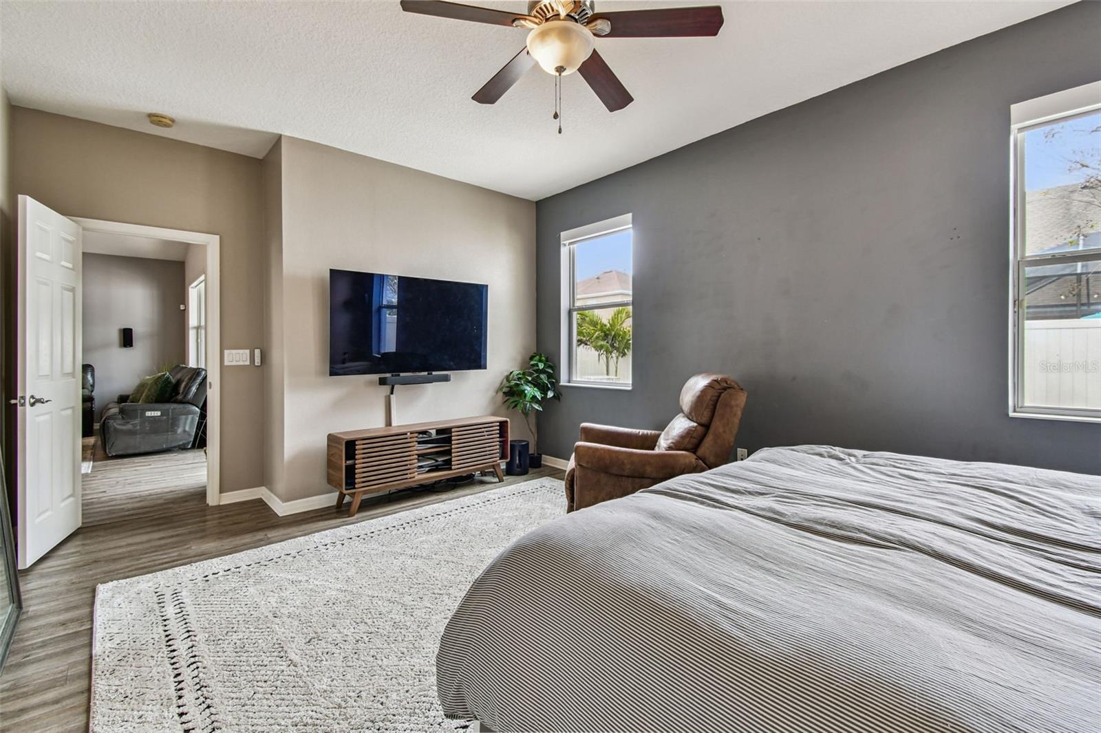 Image 36 of 72 For 21717 Billowy Jaunt Drive