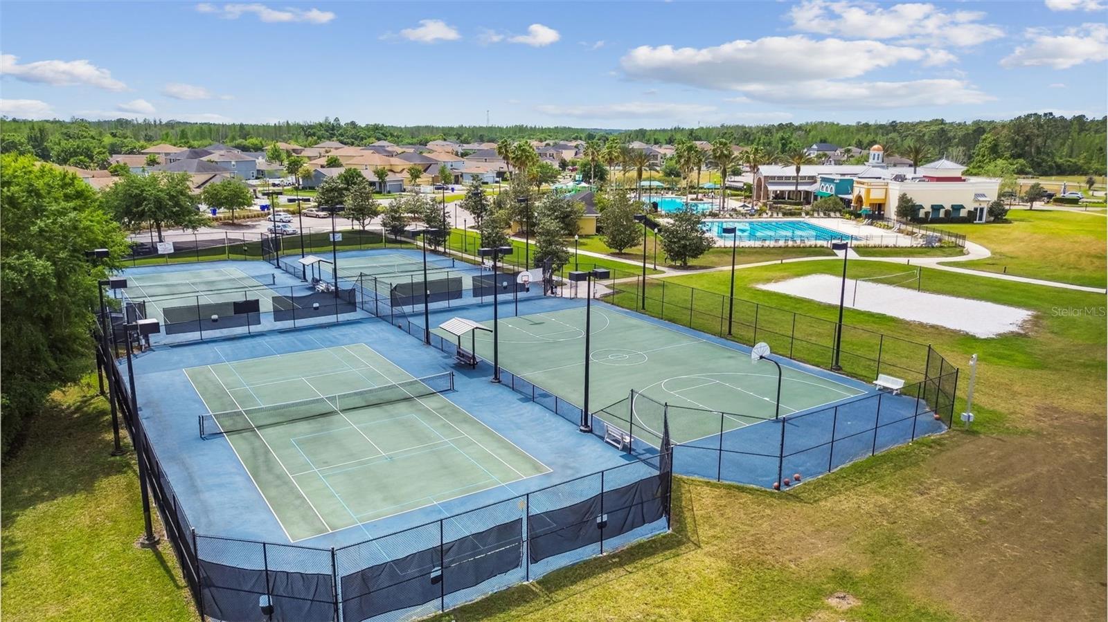 Image 64 of 72 For 21717 Billowy Jaunt Drive