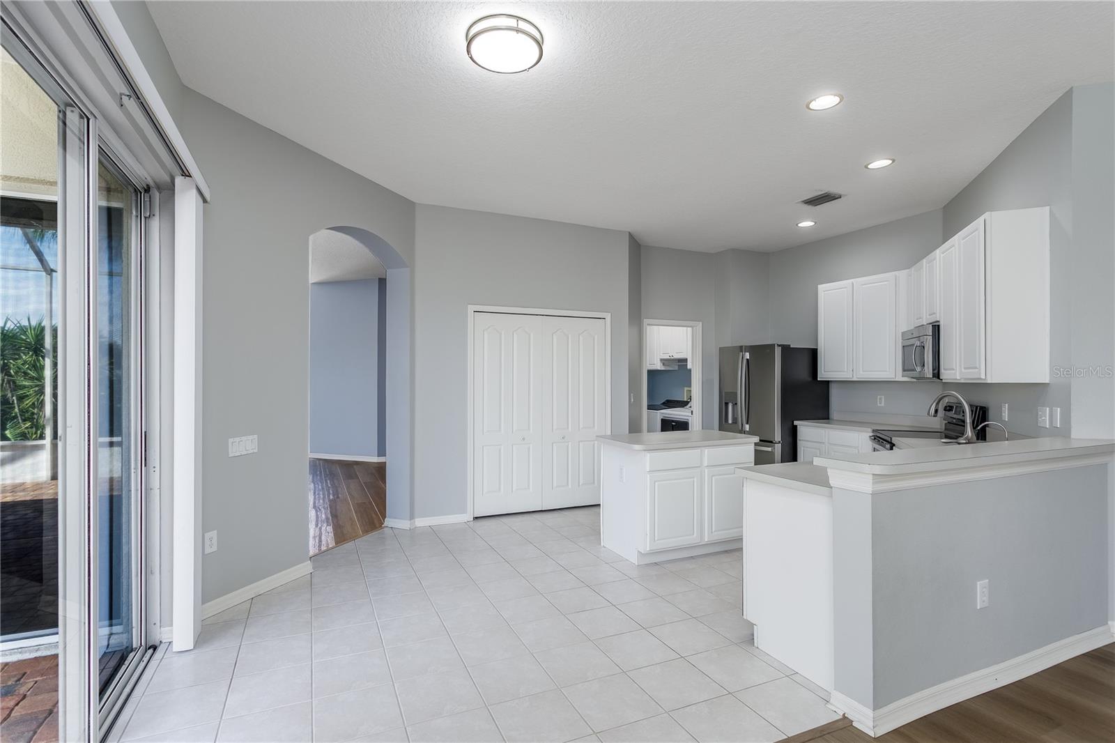 Image 15 of 35 For 5402 Spectacular Bid Drive